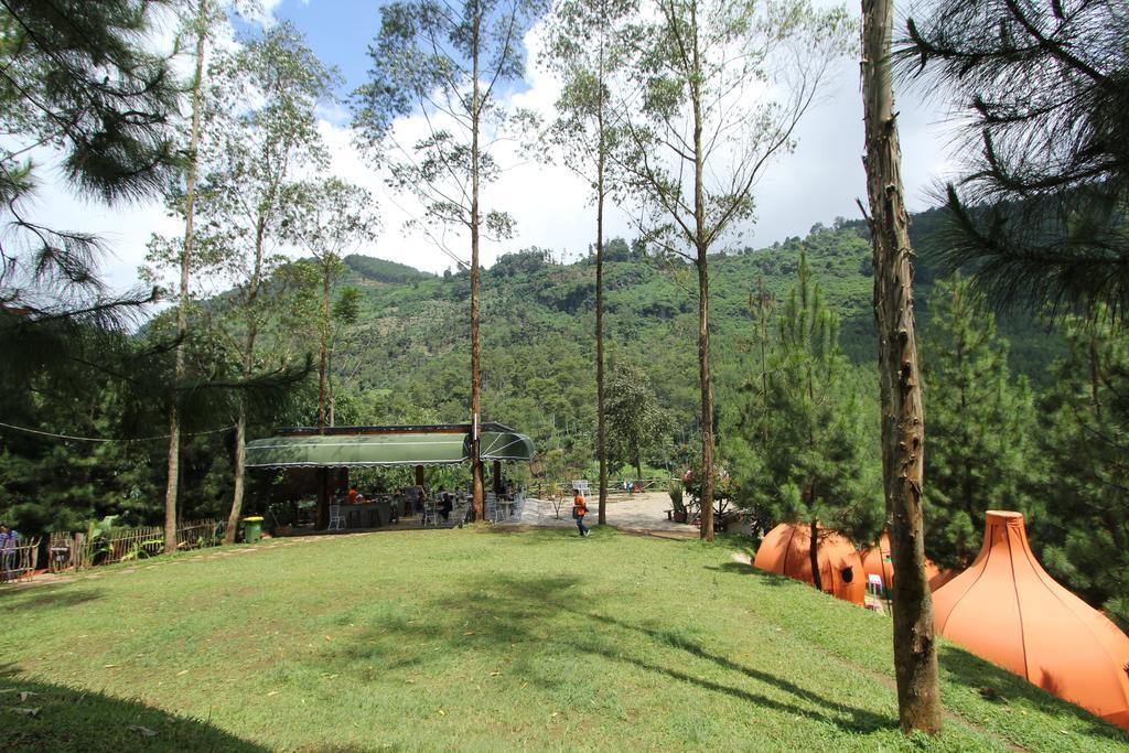 The Lodge Maribaya Cikareumbi Exteriér fotografie